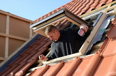 Pose de fenêtres de toit Velux à Dussac